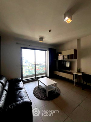 คอนโดให้เช่า : คอนโด 1 ห้องนอน ชั้น 21 ที่ The Lofts Ekkamai ใกล้ BTS เอกมัย 200 ม. (ID 1528205)