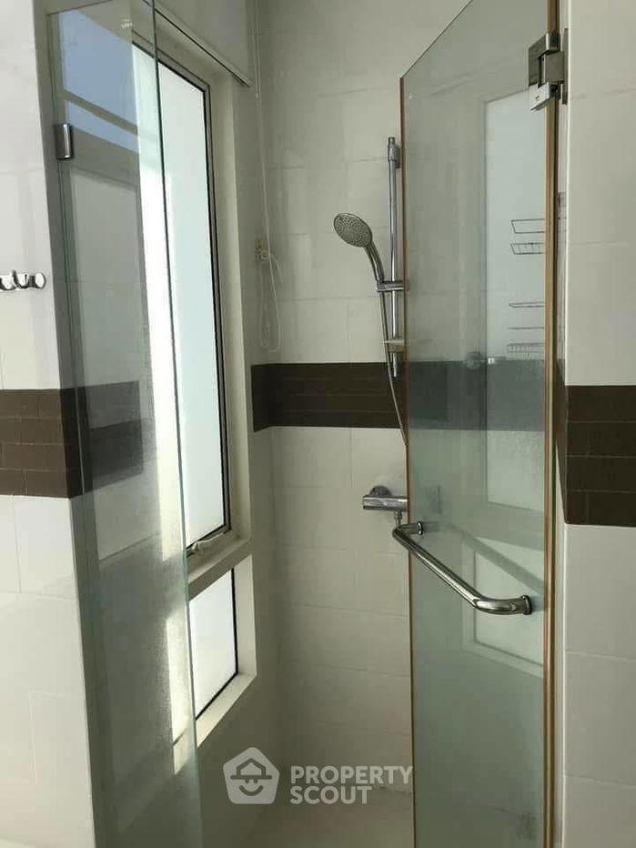 picture 2-BR Condo at Ideo Verve Sukhumvit near BTS On Nut (ID 2289566) - 7/10