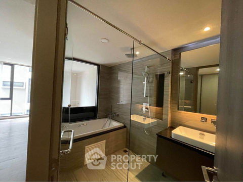2-BR Condo at Klass Sarasin Rajdamri near BTS Ratchadamri (ID 404583)