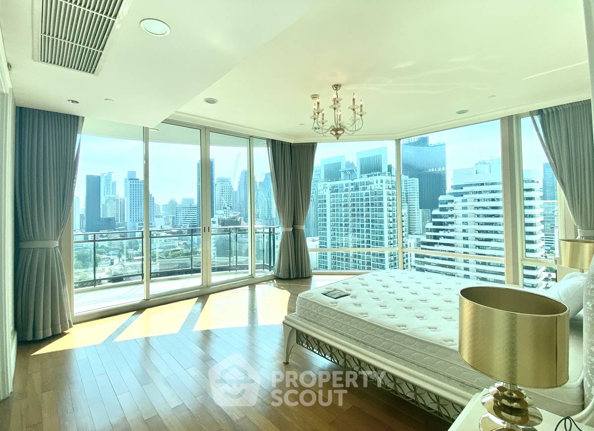 picture 4-bed 4-bath Condo size 355 sq.m. at Royce Private Residences by BTS Asoke for rent (ID 992943) - 6/16