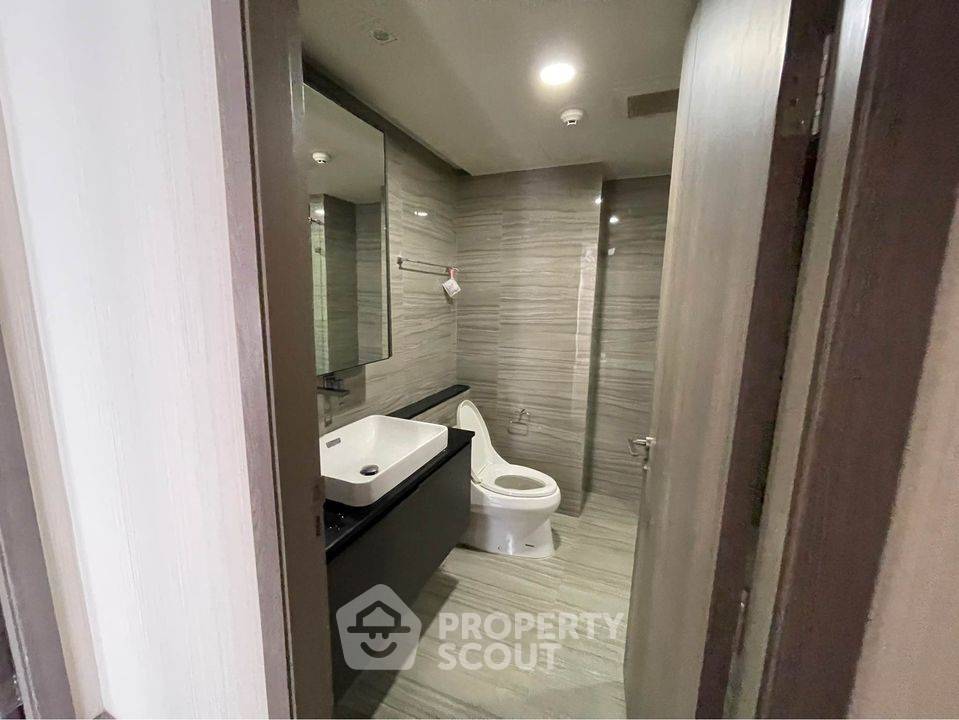 picture 2-BR Condo at Klass Sarasin Rajdamri near BTS Ratchadamri (ID 404583) - 6/9