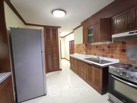 3-BR Condo at Fifty Fifth Tower Thonglor near BTS Thong Lor (ID 387307)