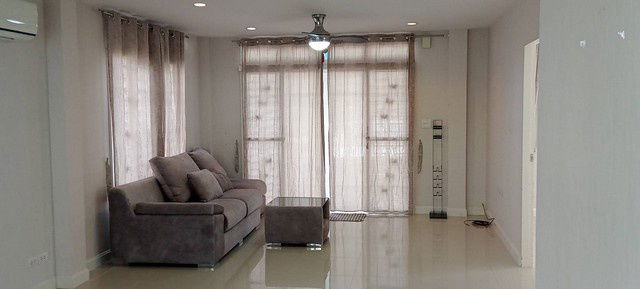 รูป HR2823ให้เช่าบ้านเดี่ยวโครงการชวนชื่นไพร์ม บางคูวัด กรุงเทพ-ปทุม ใกล้สนามกอล์ฟ Flora Ville Golf and Country Club - รูปที่ 6/12