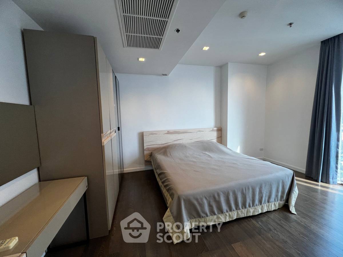 picture 2-BR Condo at Nara 9 By Eastern Star near BTS Chong Nonsi (ID 681749) - 6/12