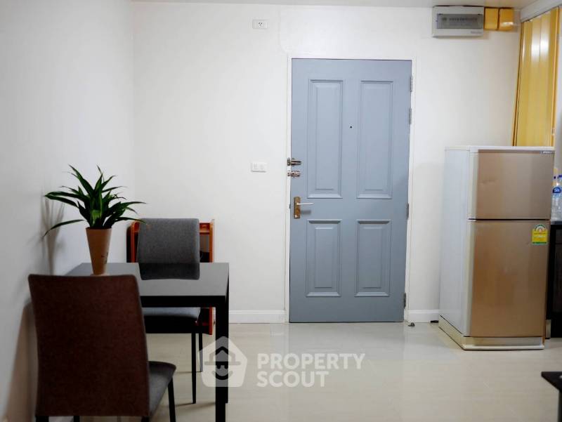 picture 2-BR Condo at Condo One Siam Condominium near BTS National Stadium (ID 813812) - 9/11