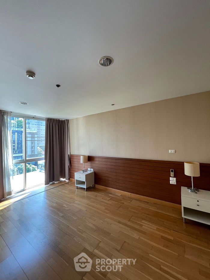 picture 2-BR Condo at Serene Place Sukhumvit 24 Condominium near BTS Phrom Phong (ID 1724267) - 7/11