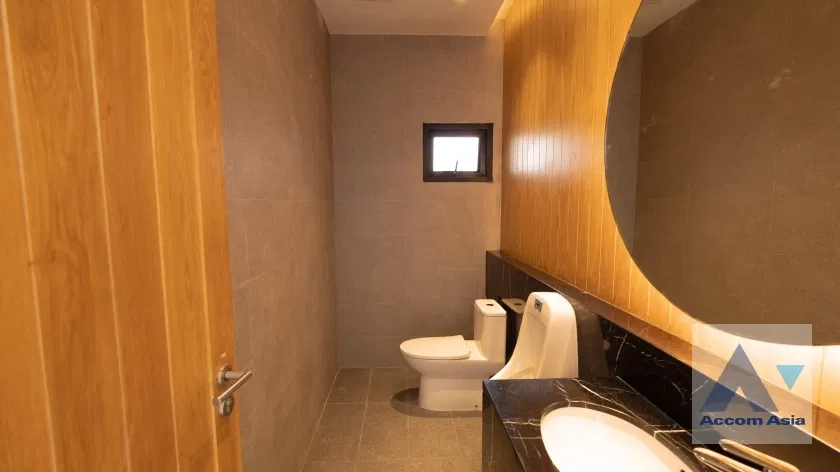 picture 🔼🔽 AccomA 📩 Private Swimming Pool,Home Office 5 BR House in Khlong Ton Nuea (1715937) - 12/20
