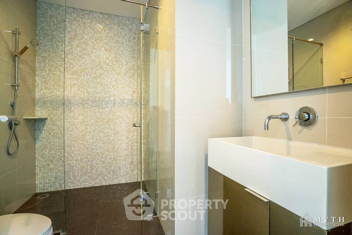 picture 3-BR Condo at Reflection Jomtien Beach Pattaya close to Pattaya (ID 2293414) - 2/33