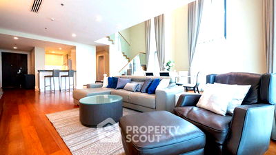 Condos for rent Khlong Toei : 3-BR Condo at Bright Sukhumvit 24 Condominium near BTS Phrom Phong (ID 721596)