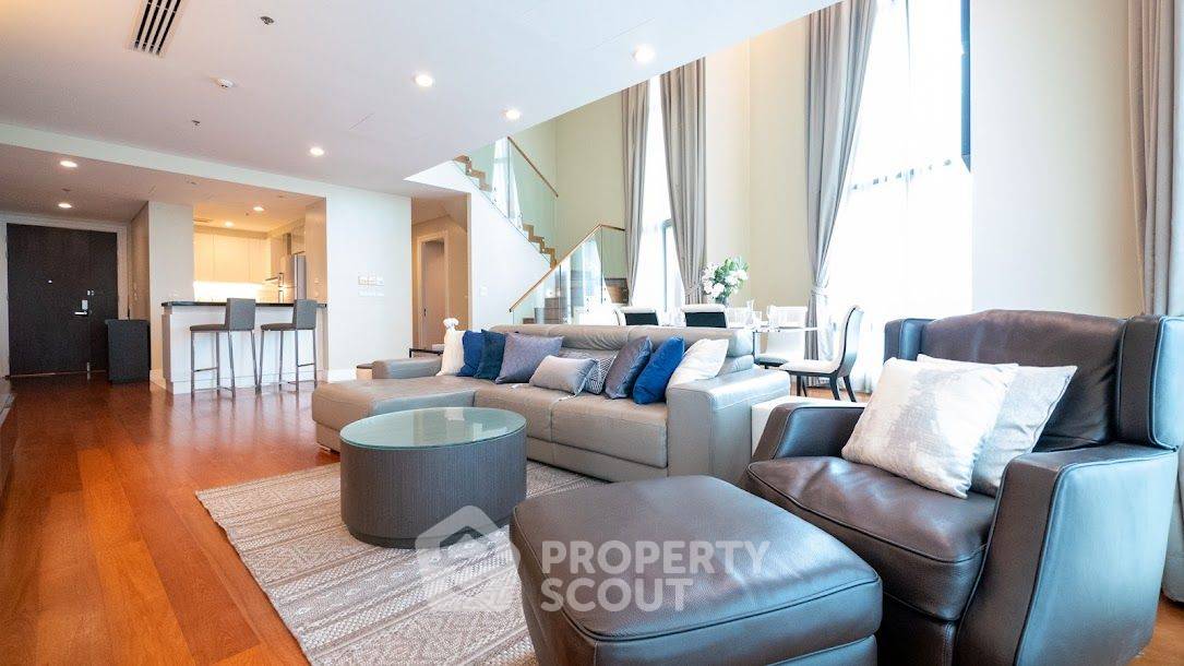 picture 3-BR Condo at Bright Sukhumvit 24 Condominium near BTS Phrom Phong (ID 721596) - 1/11