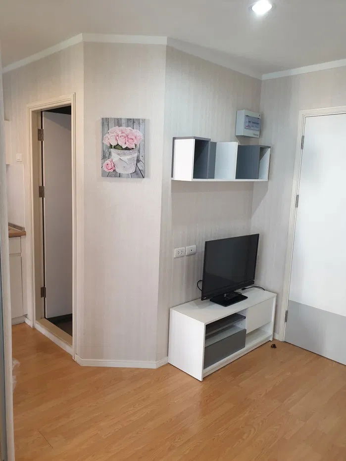 picture For rent: Lumpini Place Srinakarin - Huamak Station, fully furnished, convenient transportation, near ARL and MRT Huamak Station (line id: p.in) - 3/8