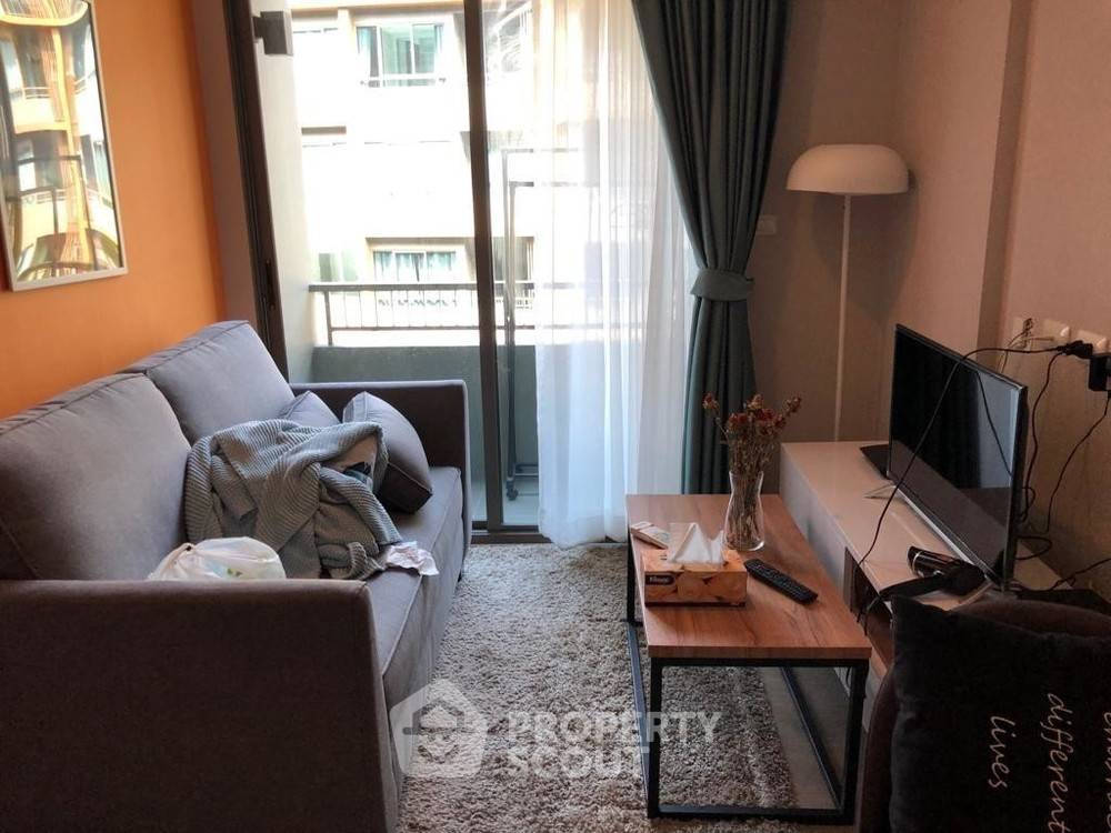 picture 1-BR Condo at Metro Luxe Ratchada near MRT Huai Khwang (ID 362902) - 6/9