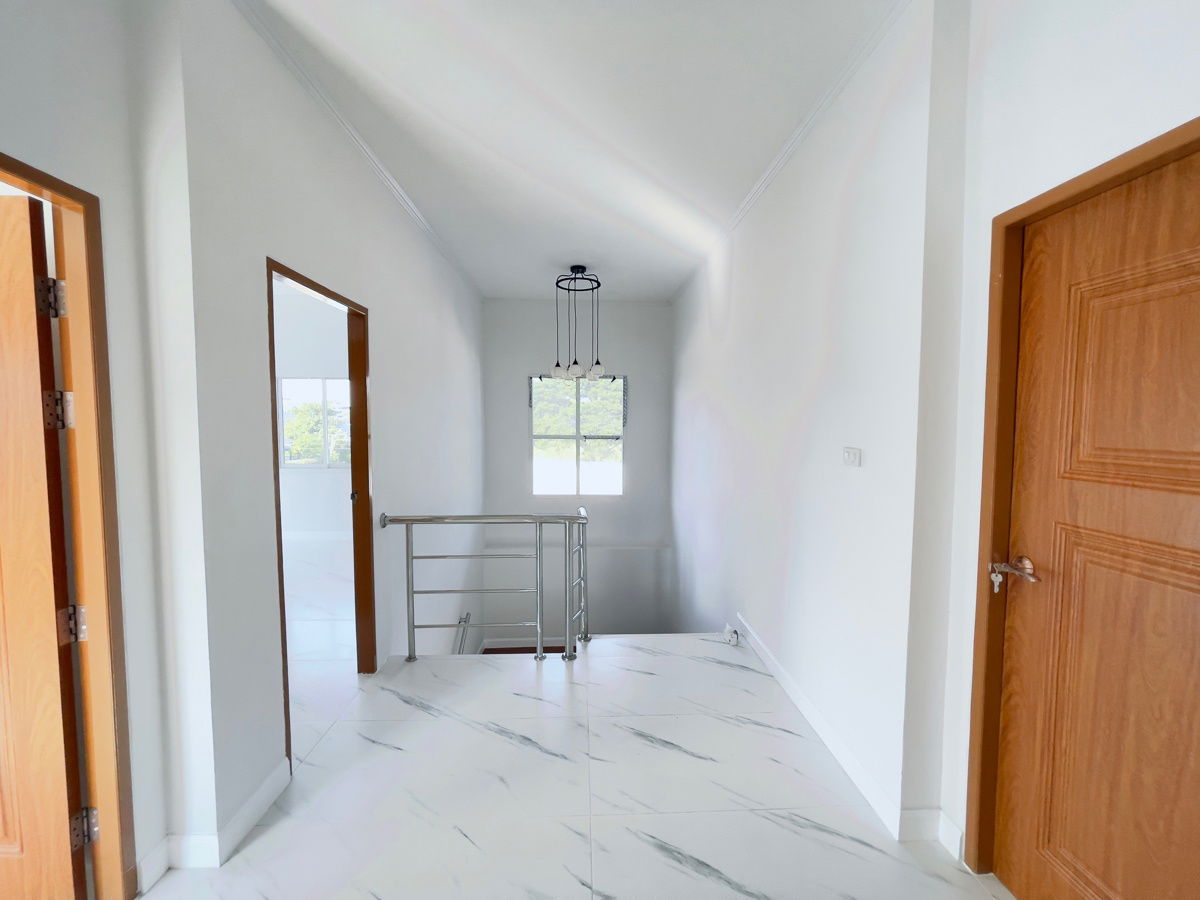 รูป ขายบ้านเดี่ยว บ้านใหม่!หมู่บ้านเป็นสุข สันทราย เชียงใหม่ ไม่มีค่าส่วนกลาง ฟรีโอน พร้อมอยู่ ใกล้รวมโชคมอลล์ Line OA: @017sfxil - รูปที่ 7/10