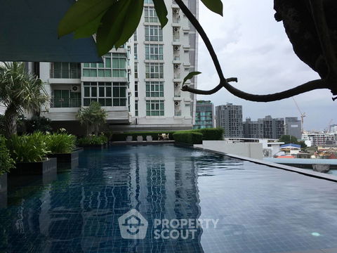 2-BR Condo at Nusasiri Grand Condominium near BTS Ekkamai (ID 886431)