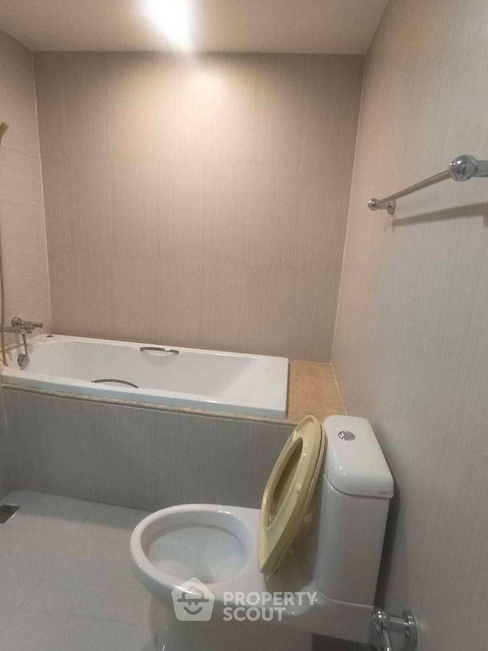 picture 1-BR Condo at The Alcove Sukhumvit 49 near BTS Phrom Phong (ID 1648199) - 7/8