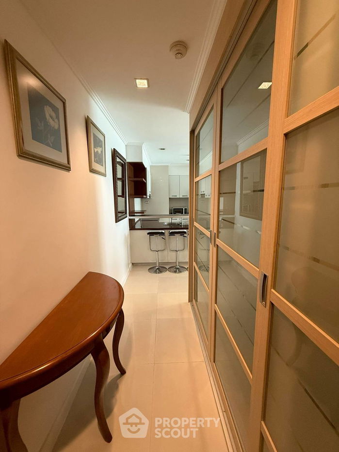 รูป คอนโด 2-ห้องนอน ที่ สุขุมวิท ซิตี้ รีสอร์ท คอนโดมิเนียม ใกล้ BTS นานา (ID 2295258) - รูปที่ 1/15