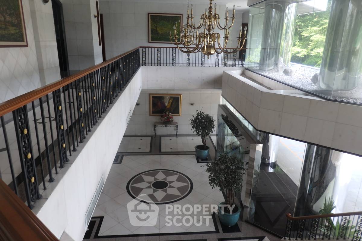 picture 1-BR Condo at Lake Avenue Sukhumvit 16 near BTS Asok (ID 885093) - 14/16