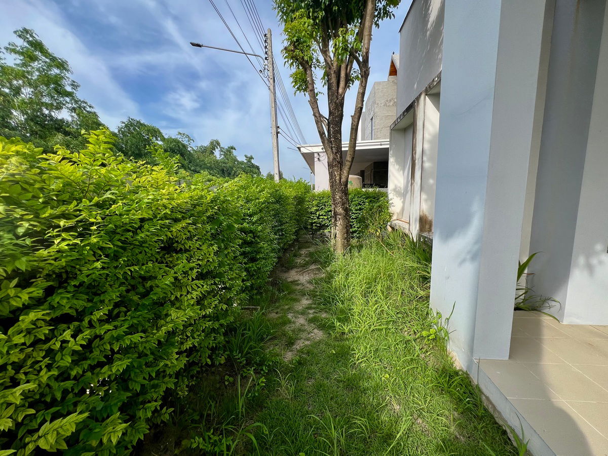 รูป ขายบ้านเดี่ยวสไตล์โมเดิร์น Living Loft ลำลูกกา คลอง 9 | หรูหรา กว้างขวาง วัสดุพรีเมียม พร้อมเข้าอยู่ - รูปที่ 9/25