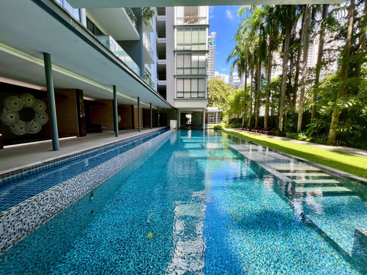 รูป 🏝 สัมผัสความร่มรื่นใจกลางสุขุมวิท กับคอนโดสไตล์รีสอร์ท Domus 16 โอบล้อมด้วยต้นไม้และธรรมชาติ บรรยากาศเงียบสงบ เป็นส่วนตัว จำนวนยูนิตน้อย - รูปที่ 21/28