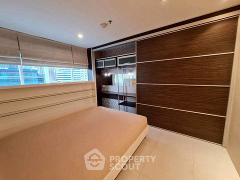 2-BR Condo at Grand Park View Asoke near MRT Sukhumvit (ID 2296372)