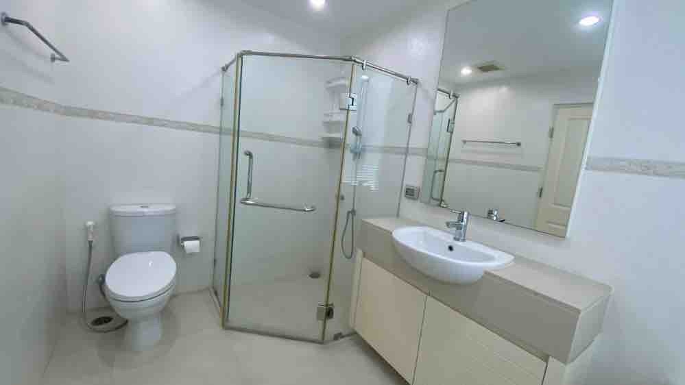 picture Condo for Rent: Siri Residence Sukhumvit 24  BTS Phrom Phong 150 m. - 5/6