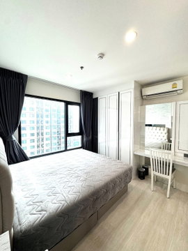 @Condorental condo for rent Life Asoke