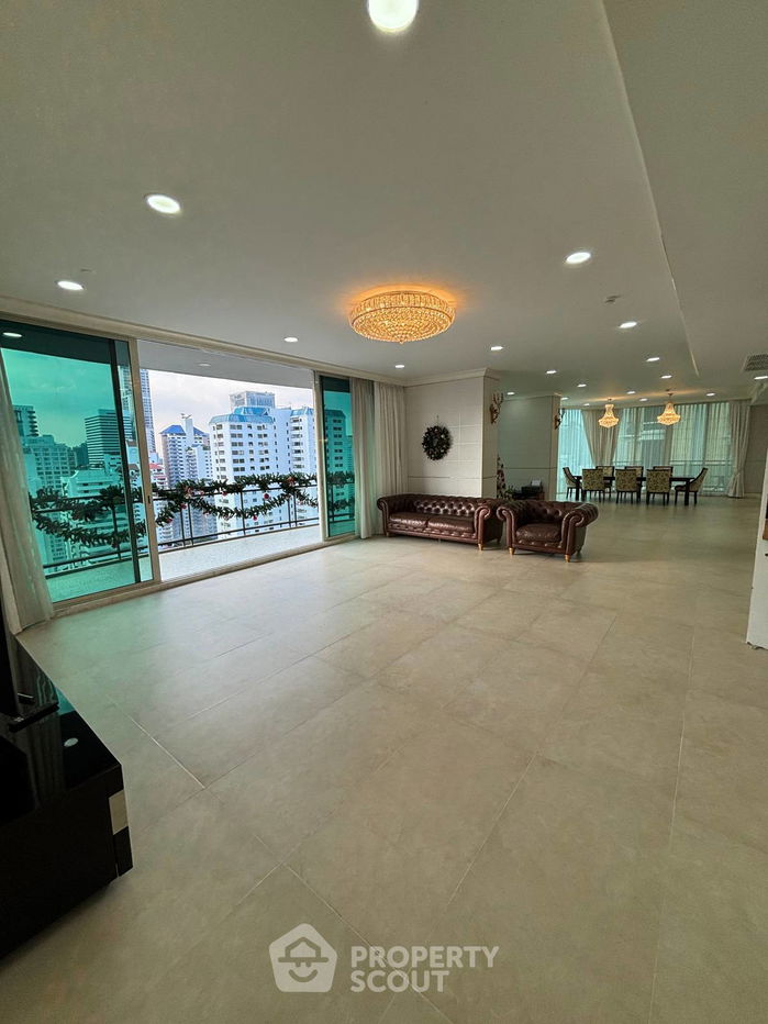 picture 4 Bedroom Penthouse at Royce Private Residences (ID 1404323) - 2/26