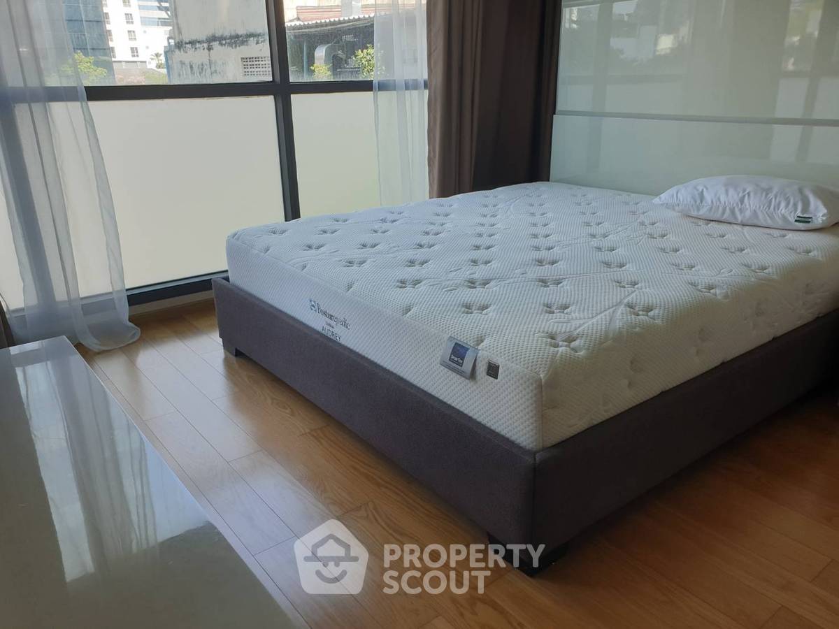 picture 2-BR Condo at The Address Sathorn near BTS Saint Louis (ID 1209782) - 12/22
