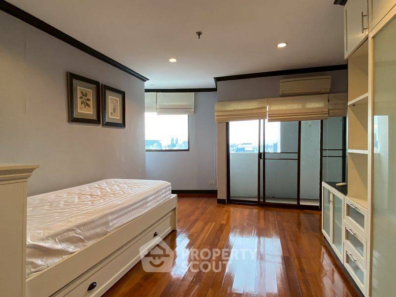 picture 3-BR Condo at Fifty Fifth Tower Thonglor near BTS Thong Lor (ID 2285389) - 29/30