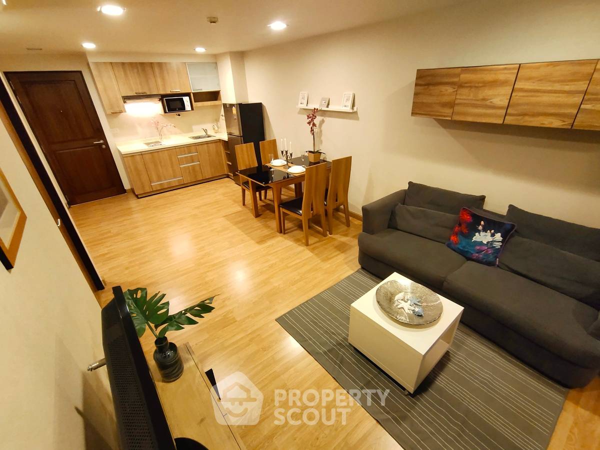 รูป คอนโด 1-ห้องนอน ที่ ดิ แอลโคฟ สุขุมวิท 49 ใกล้ BTS พร้อมพงษ์ (ID 890019) - รูปที่ 2/23