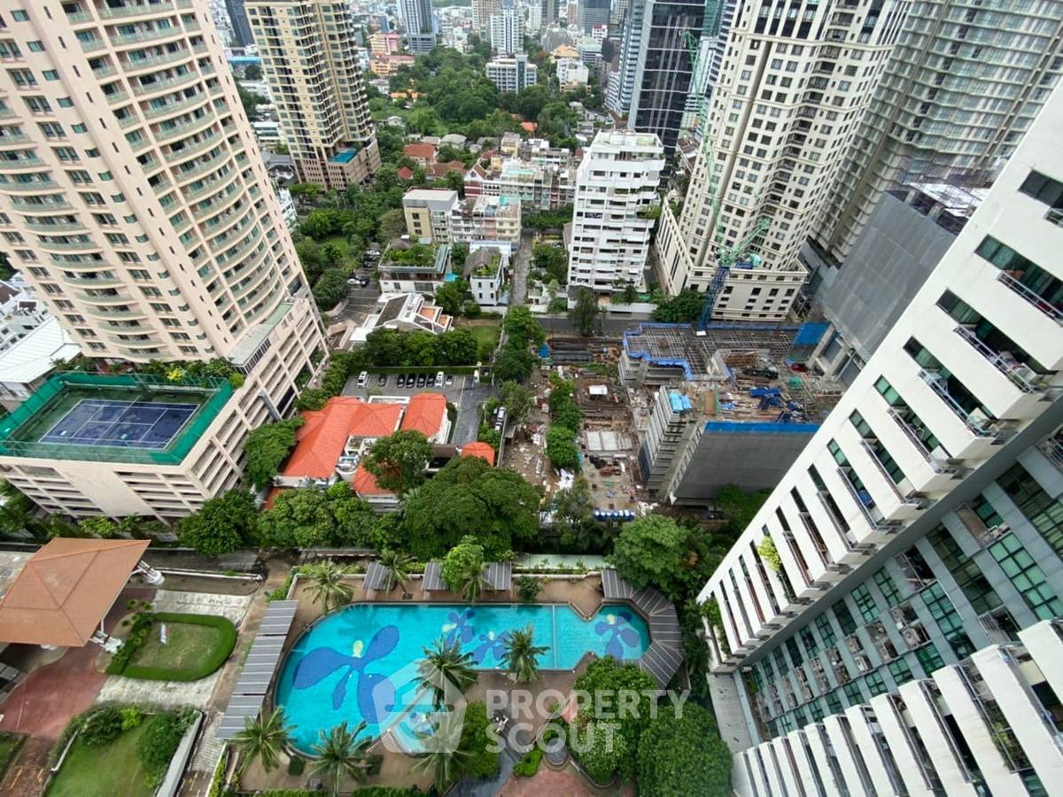 picture 1-BR Condo at Sathorn Gardens near MRT Si Lom (ID 878138) - 11/12