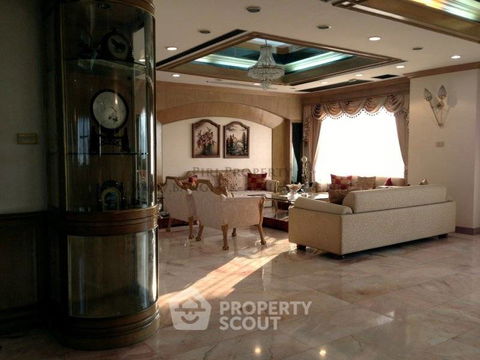 คอนโด 3-ห้องนอน ที่ พาสนา การ์เด้น ใกล้ BTS เอกมัย (ID 509650)