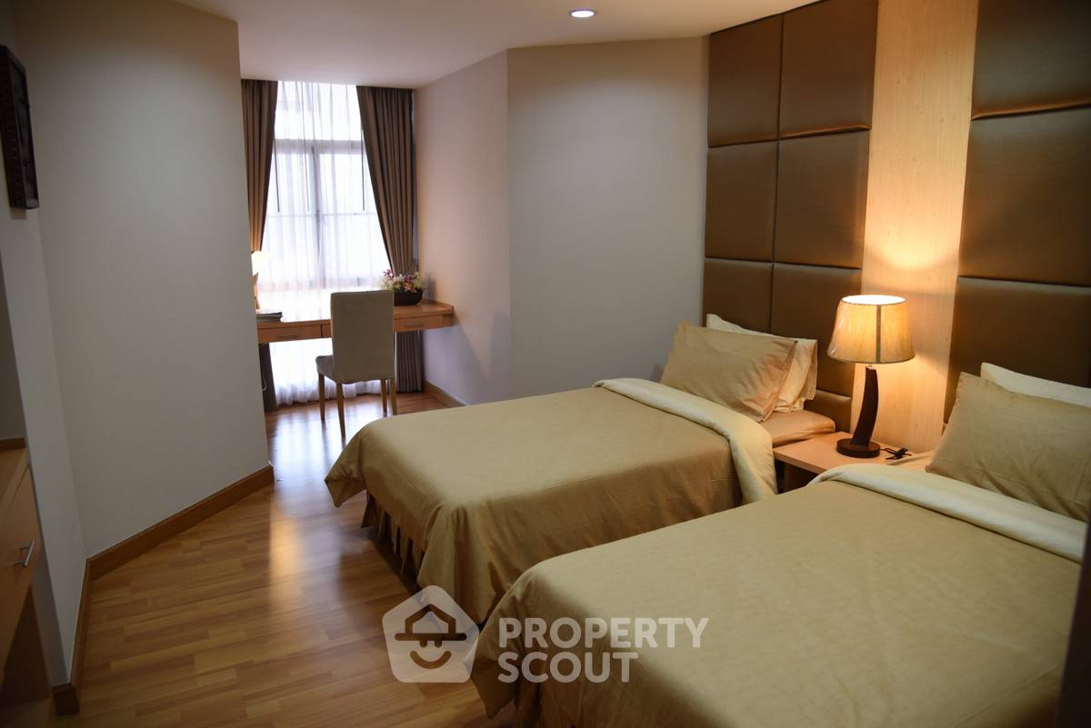 picture 3-BR Condo at The KNIGHT Sukhumvit 31 Residence near MRT Sukhumvit (ID 511260) - 6/10