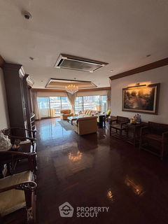 3-BR Condo at Castle Hill Mansion Condominium near BTS Ekkamai (ID 1528437)