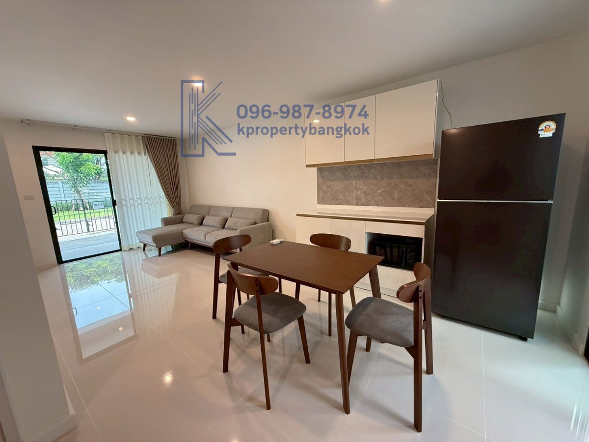 picture For Rent -Townhome Unio Town Srinakarin-Bangna 3 Bed 3 Bath 25000 Baht Near MRT Yellow Line and Mega Bangna - 1/31