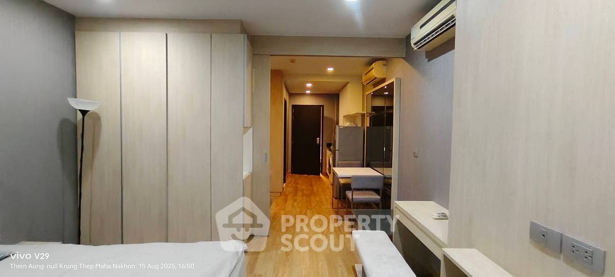 picture 1-BR Condo at Sky Walk Residences near BTS Phra Khanong (ID 2289033) - 6/12
