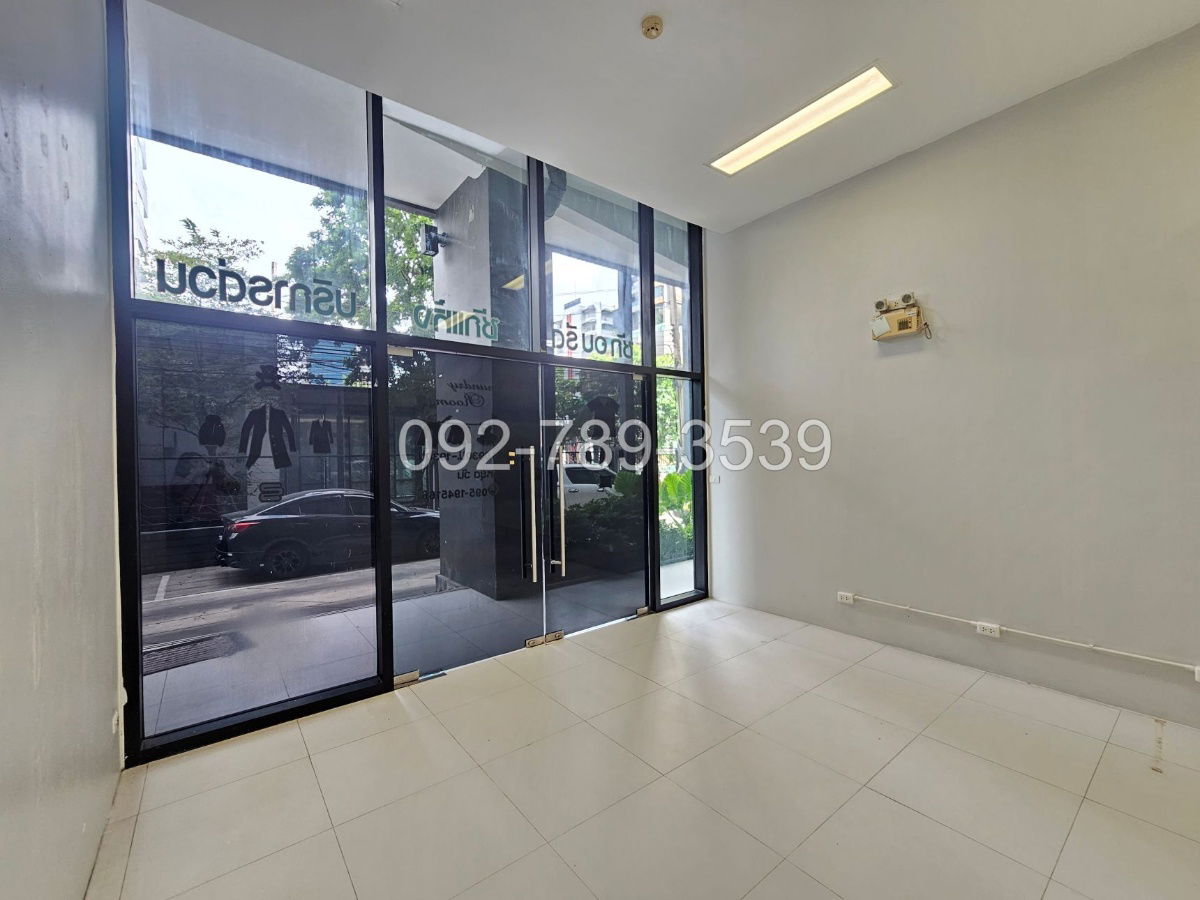 picture Shop room for rent at The Capital Condo Ratchaprarop-Vibhavadi - 16/21