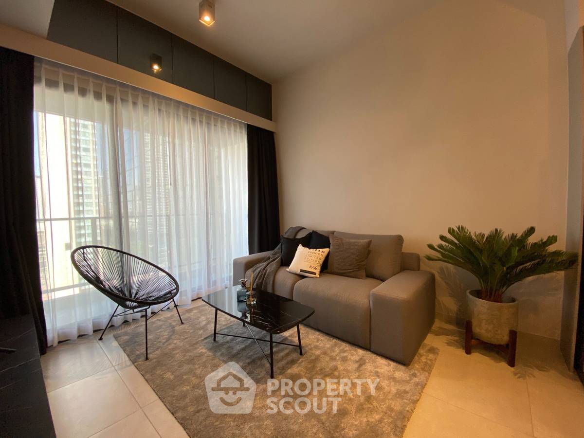 picture 1-BR Condo at The Lofts Asoke near MRT Phetchaburi (ID 513939) - 1/8