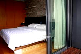 คอนโดให้เช่า : คอนโด 2 ห้องนอน ชั้น 23 ที่ The Met Sathorn ใกล้ BTS ช่องนนทรี (ID 882392)