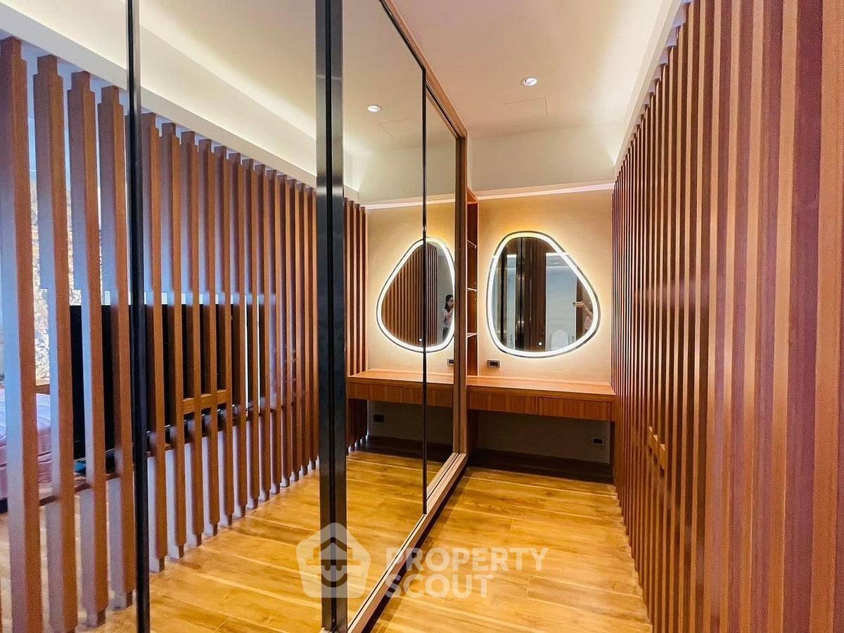 picture 4-BR Condo at Phatsana Garden near BTS Ekkamai (ID 1132553) - 8/9