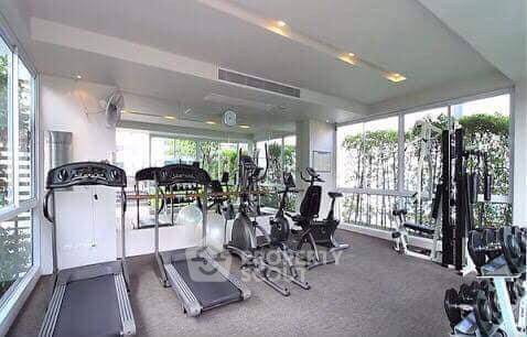 รูป คอนโด 2-ห้องนอน ที่ สิริ ออน 8 สุขุมวิท 8 ใกล้ BTS นานา (ID 763039) - รูปที่ 3/9