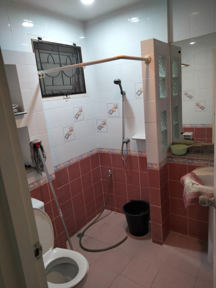 picture Secondhand House for sales. Great location. Reasonable Price. - 7/15