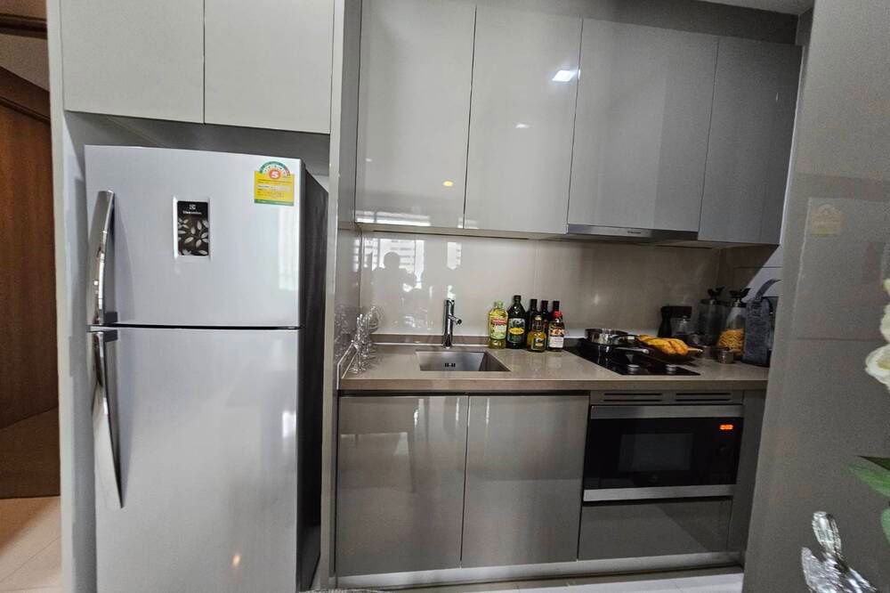 picture 🔥 For Sale !! high floor 19++, Pet friendly!!🔥Code C20230500014..........M Silom, 1 bedroom, 1 bathroom, furnished, Special Deal!!📣📣 - 10/15