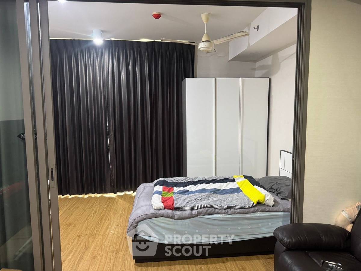 picture 1-BR Condo at Siamese Surawong near MRT Sam Yan (ID 2294513) - 6/17