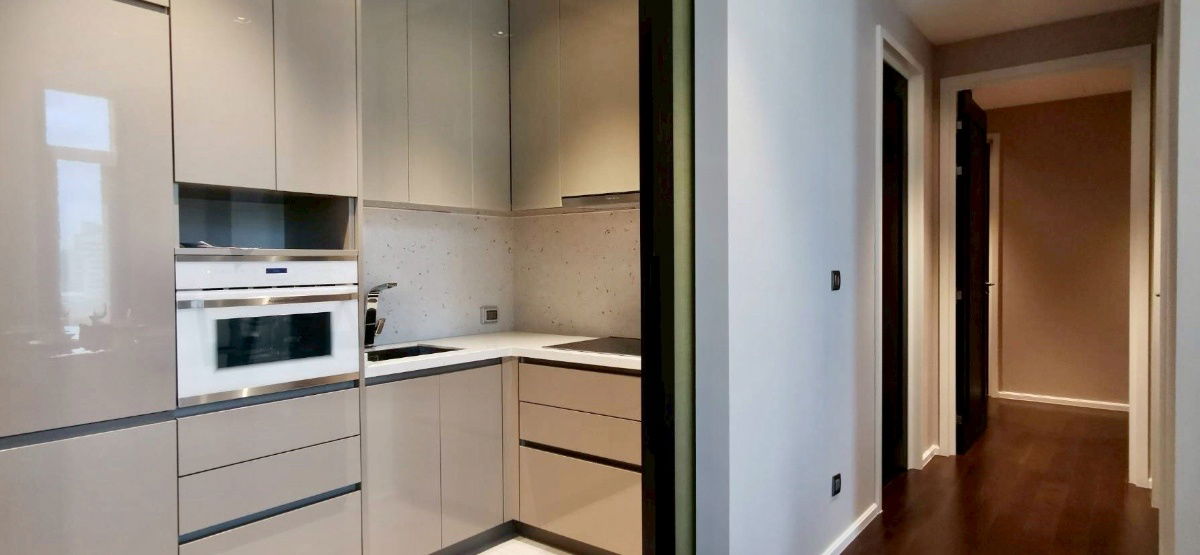 รูป LTH12989 – Condo for sale คอนโดขาย at The Diplomat 39 ดิ โดพโลแมท 39 Size 92 sqm. 2 beds 2 baths Near BTS Phromphong ONLY 32.96 MB - รูปที่ 4/13