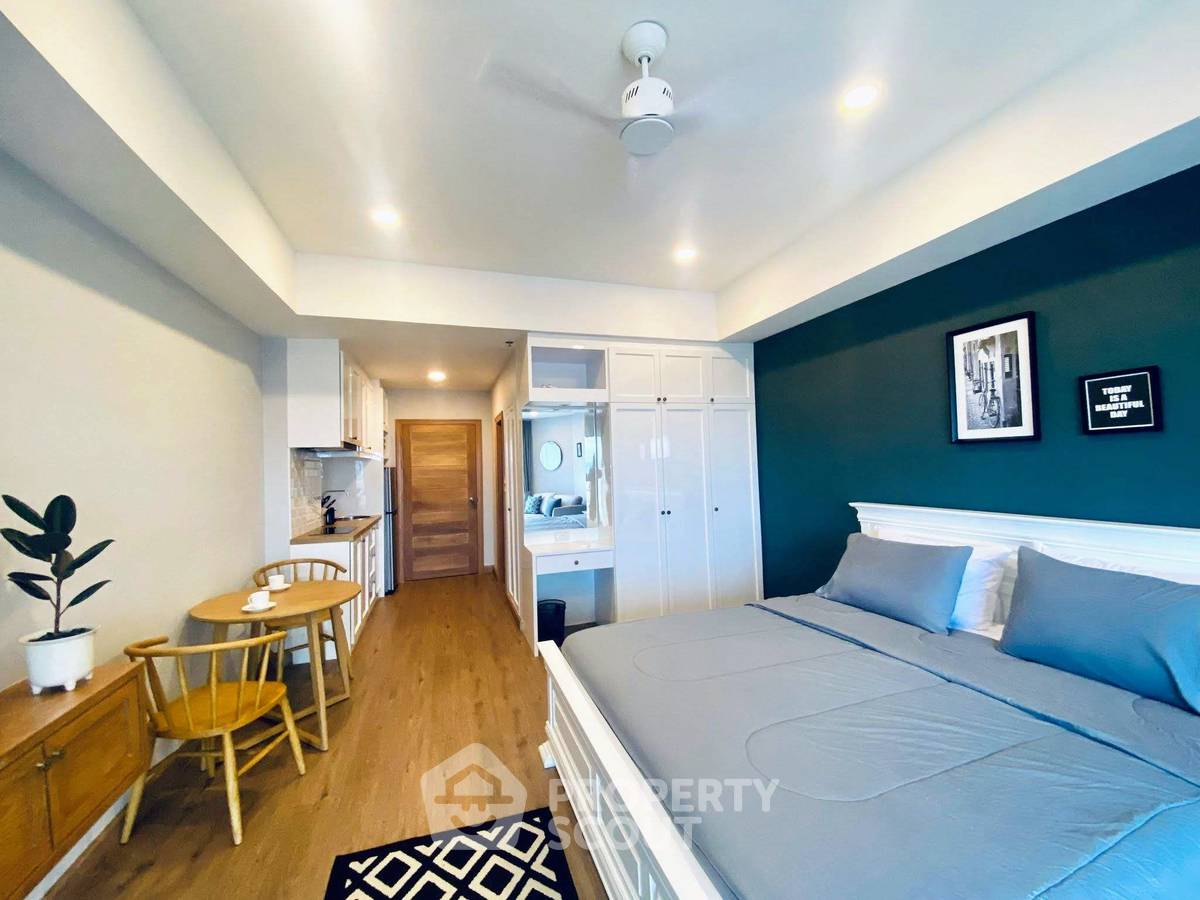 picture Studio Condo at View Talay 2 Condominium Jomtien close to Pattaya South (ID 1824217) - 1/17