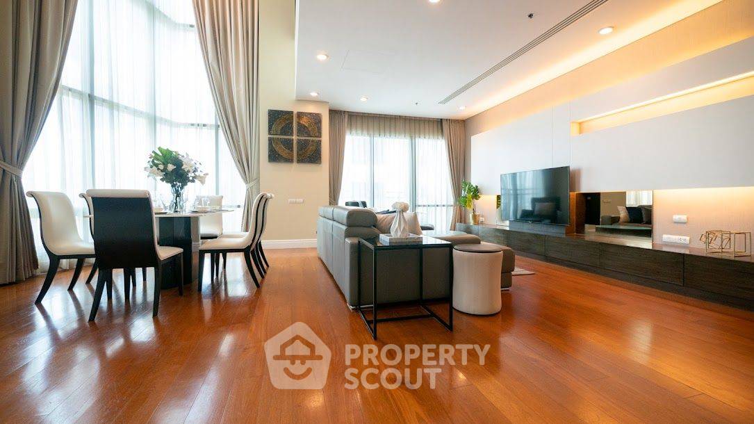 picture 3-BR Condo at Bright Sukhumvit 24 Condominium near BTS Phrom Phong (ID 721596) - 4/11