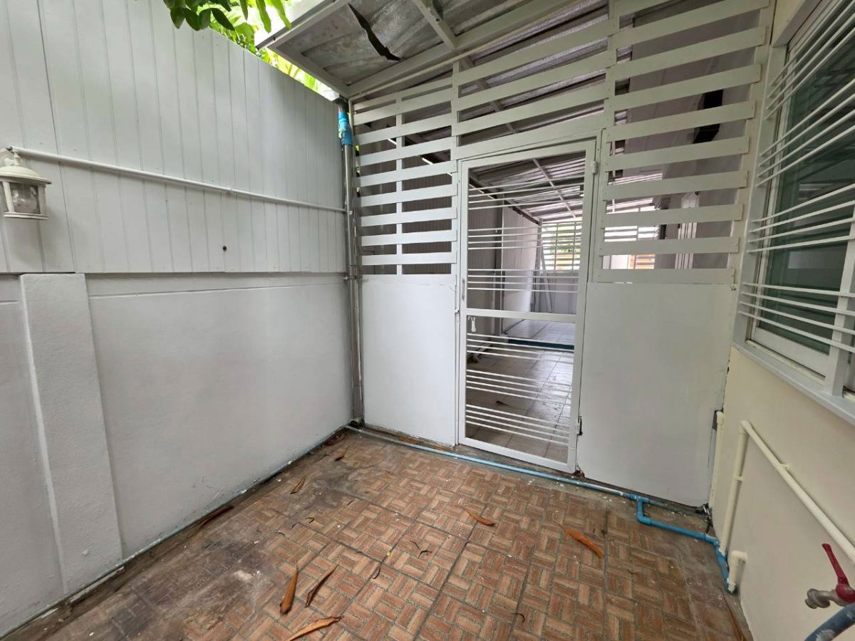 รูป ขายบ้านเดี่ยว สัมมากร ราชพฤกษ์ หลังใหญ่ สวย พร้อมอยู่ ติดถนนราชพฤกษ์ _BL164  - รูปที่ 33/42
