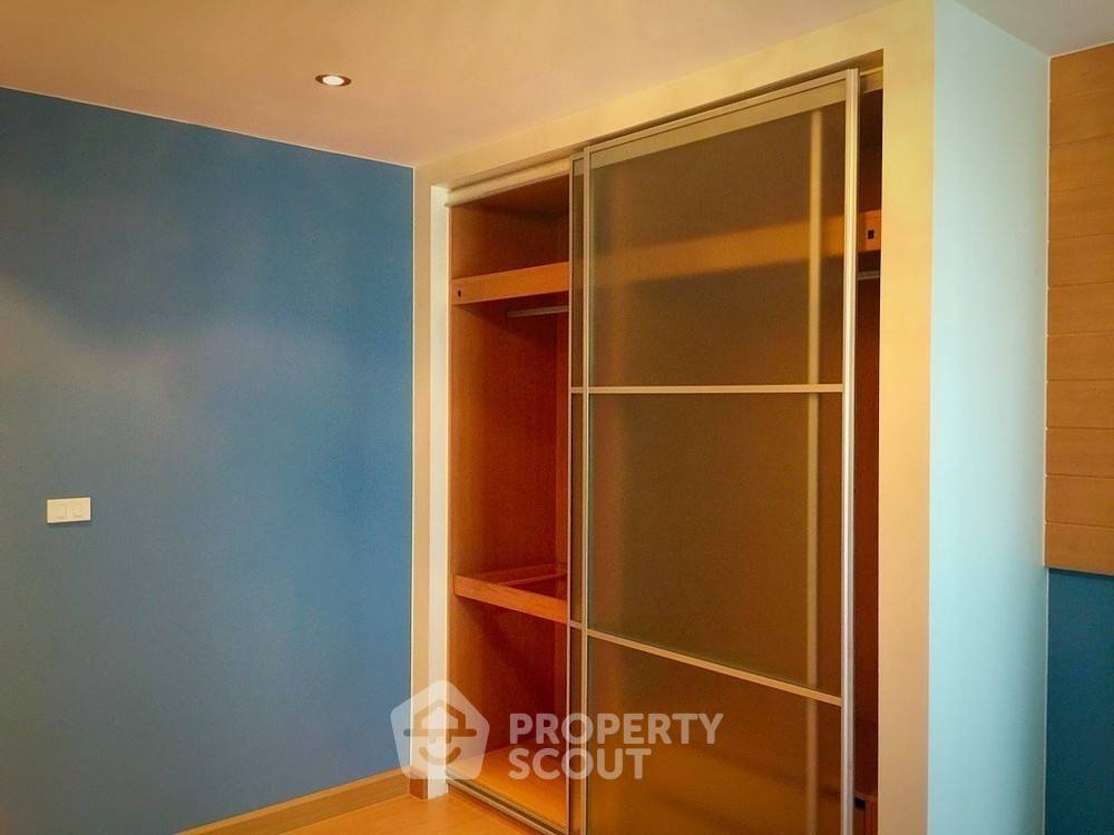 picture 1-BR Condo at The Bangkok Thanon Sub near MRT Sam Yan (ID 382297) - 1/5