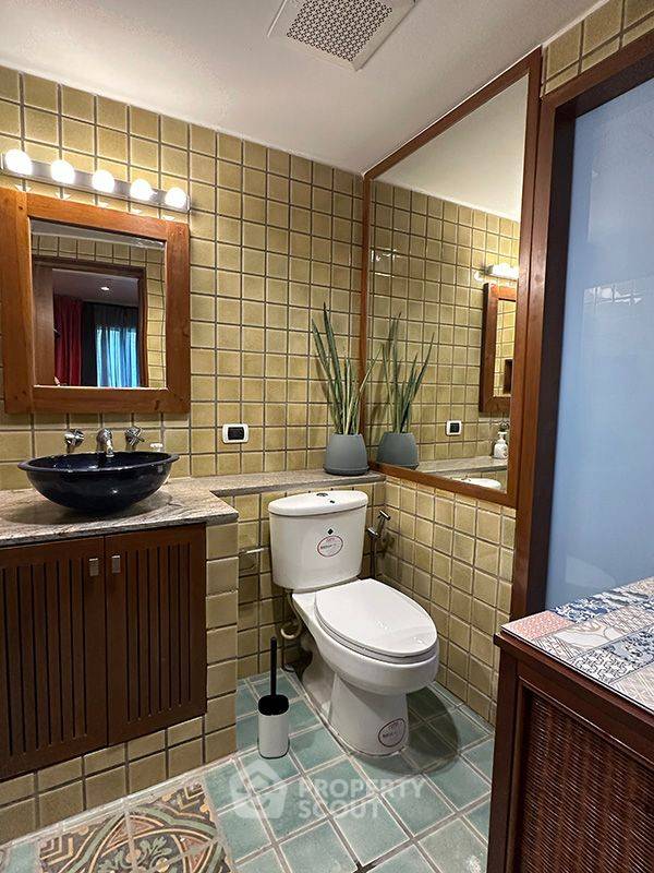 picture 2-BR Condo at Pabhada Silom Condominium near BTS Saint Louis (ID 1235655) - 11/12